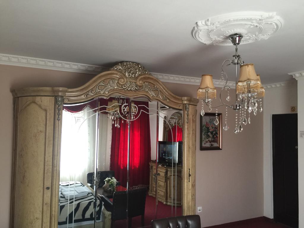 פרישטינה Hotel Adria מראה חיצוני תמונה