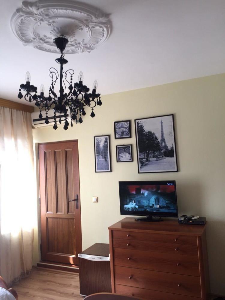 פרישטינה Hotel Adria מראה חיצוני תמונה