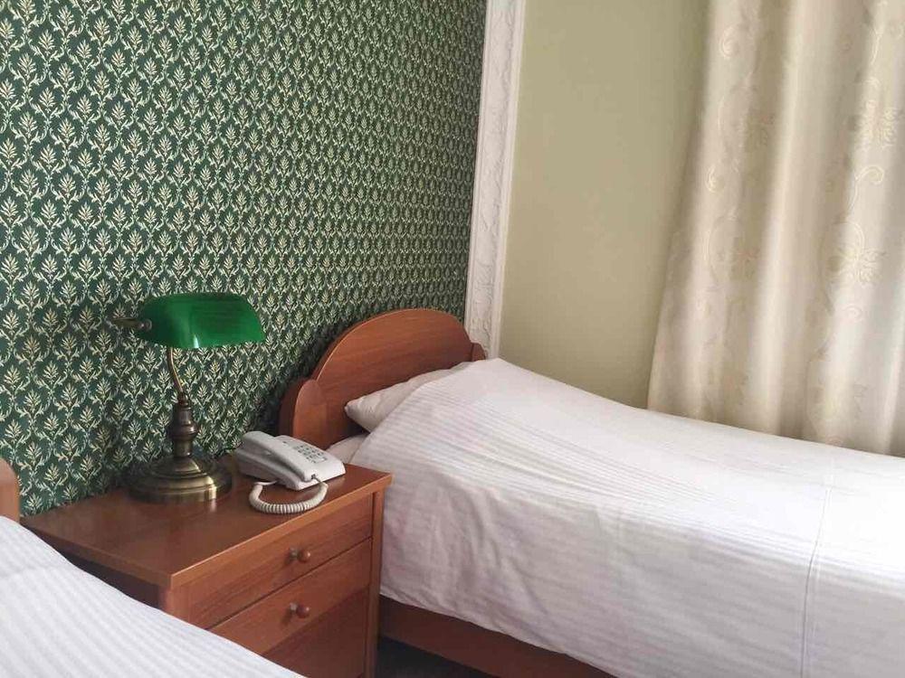 פרישטינה Hotel Adria מראה חיצוני תמונה