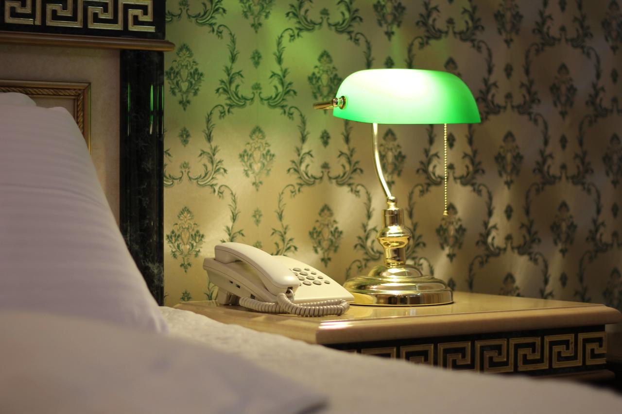 פרישטינה Hotel Adria מראה חיצוני תמונה