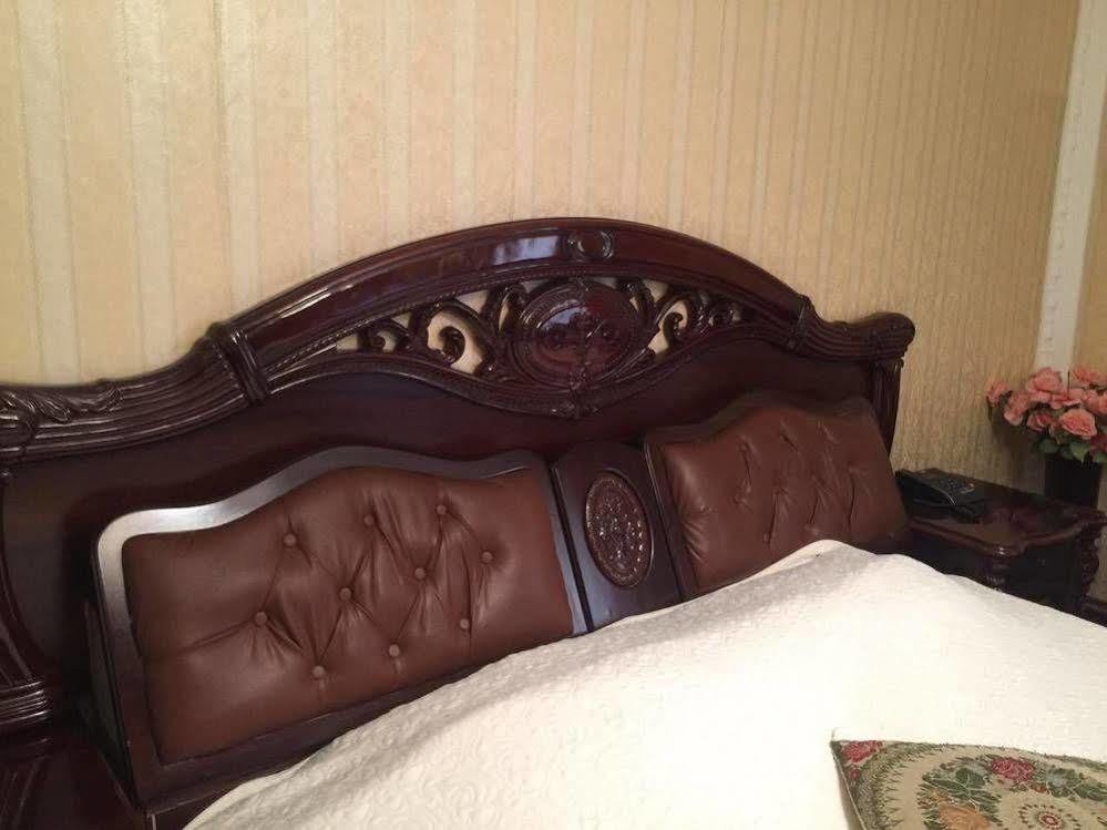 פרישטינה Hotel Adria מראה חיצוני תמונה