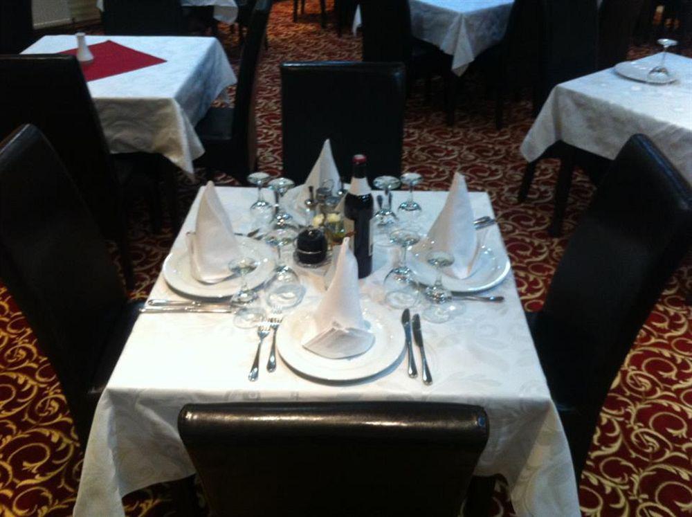 פרישטינה Hotel Adria מראה חיצוני תמונה